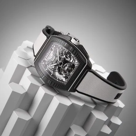 Flying Tourbillon Grande Date B1.618 Carbon White - Image 3